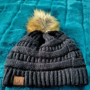 LADIES CC EXCLUSIVE WINTER HAT
